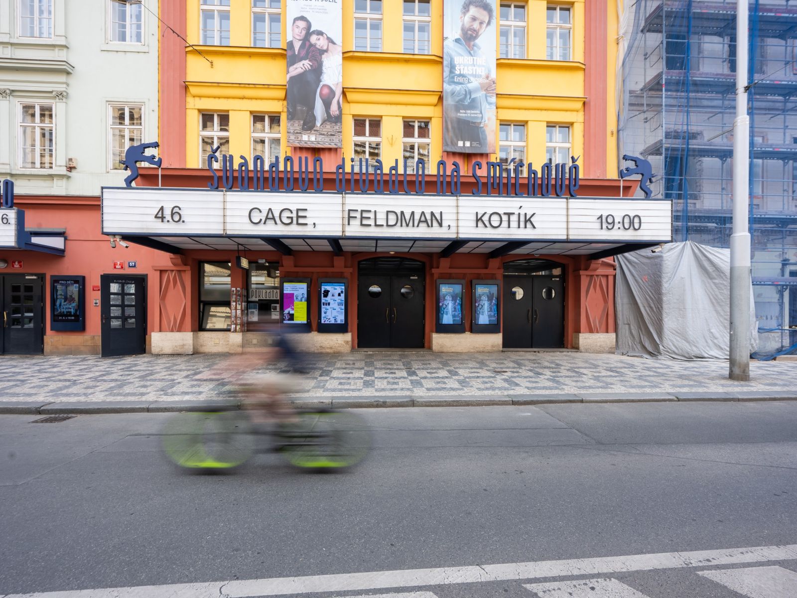 Cage. Feldman. Kotík